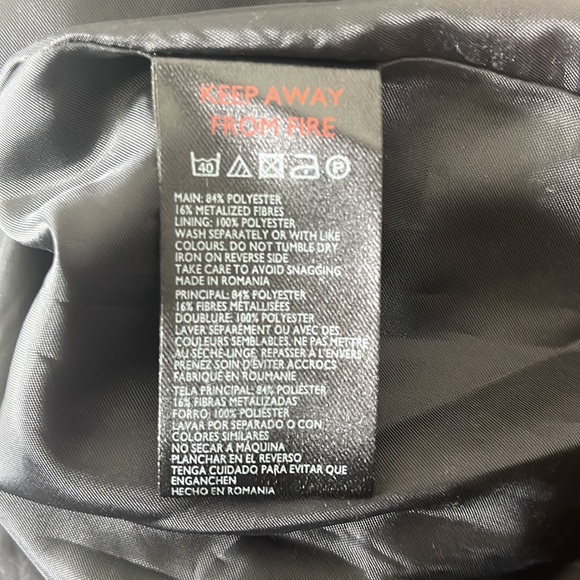 XS Black and Gold Plaid Urban Outfitters Mini Skirt - Picture 5 of 5